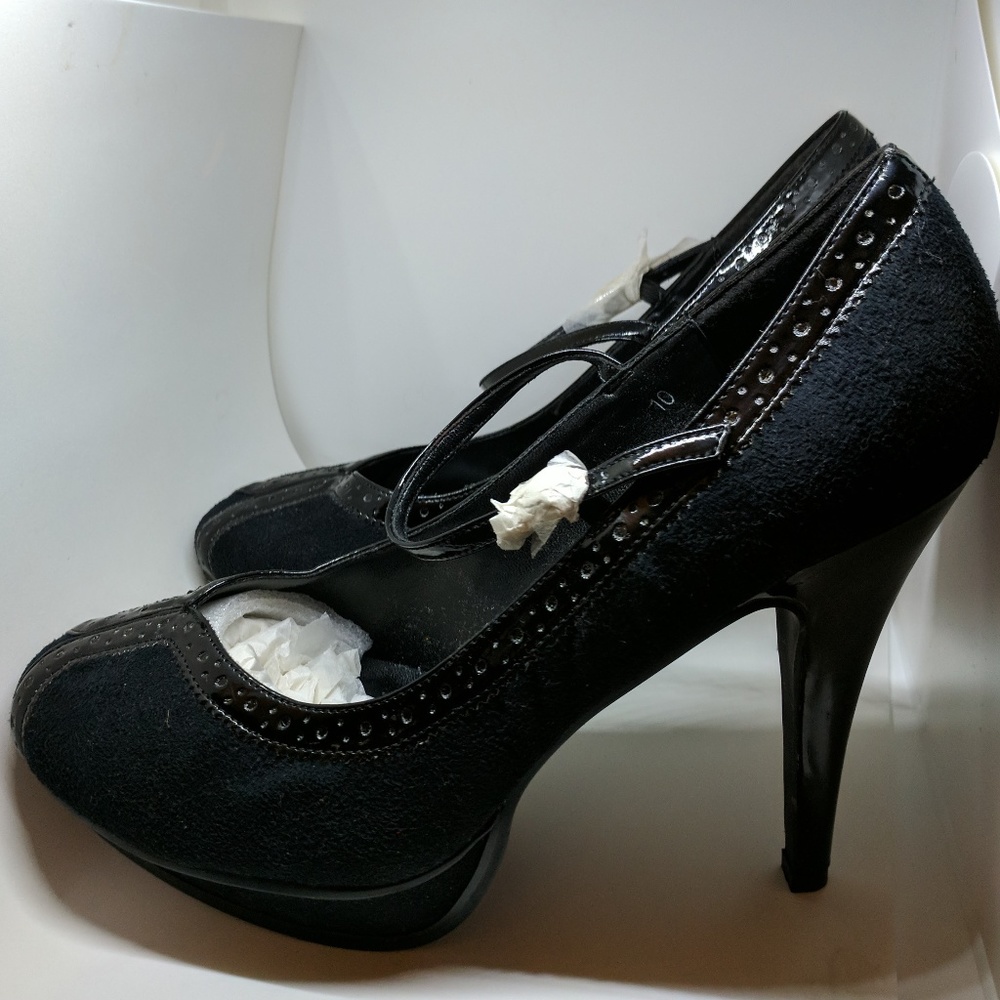 Miss Me Black Suede Heels